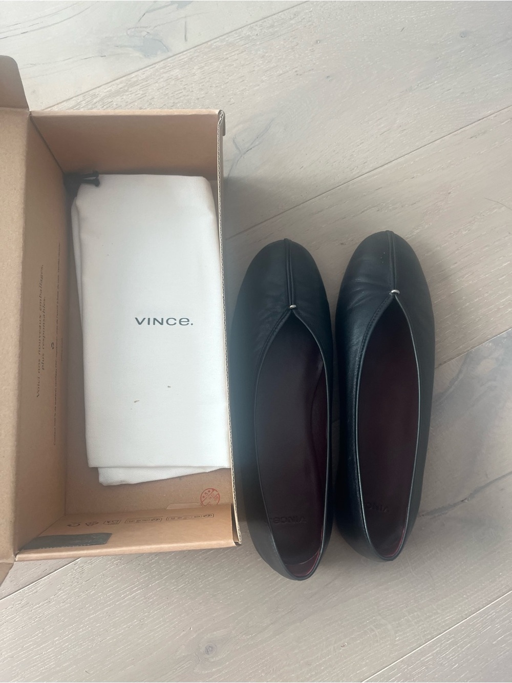 NEW Vince ori Black Leather Ballet Flats 8.5